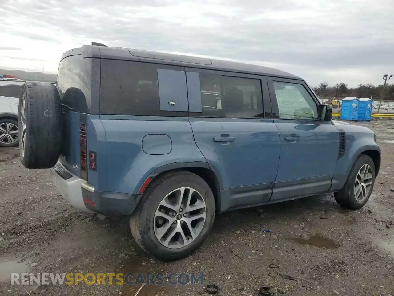 3 Photograph of a damaged car SALEJEEX2L2015140 LAND ROVER DEFENDER 2020