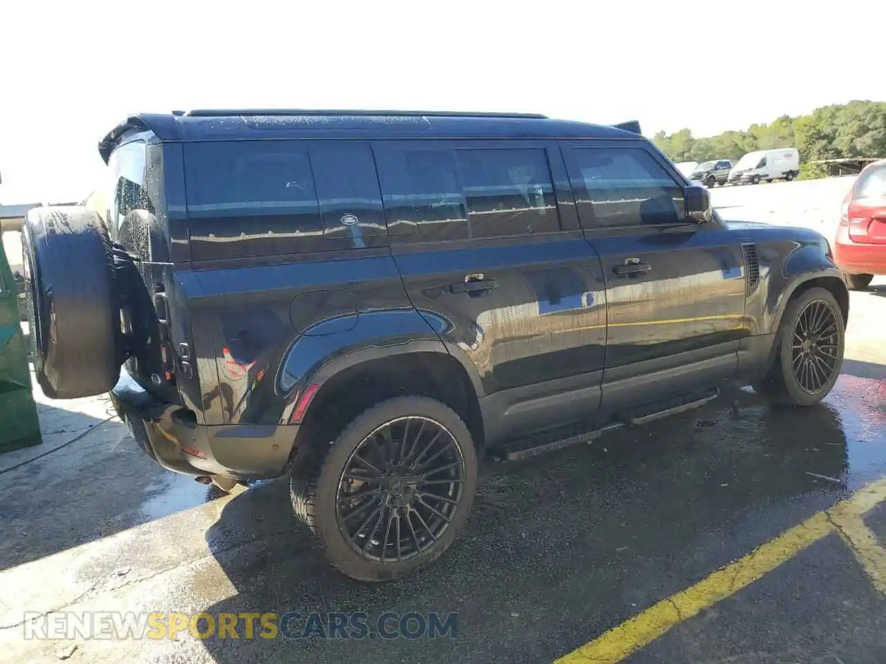 3 Photograph of a damaged car SALEJEEX4L2021585 LAND ROVER DEFENDER 2020