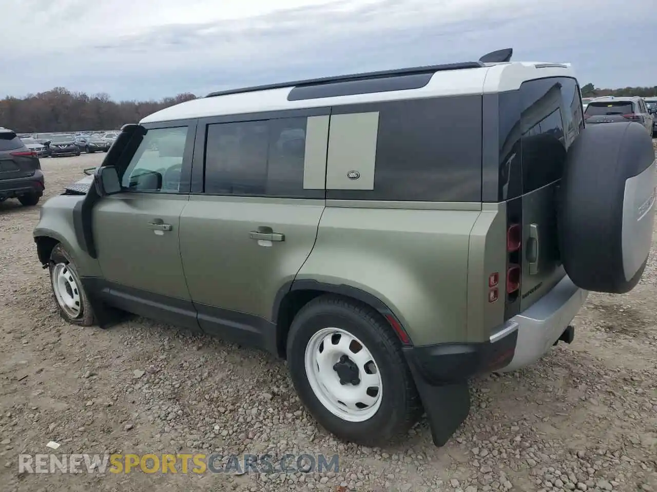 2 Photograph of a damaged car SALEK7EX0L2015467 LAND ROVER DEFENDER 2020
