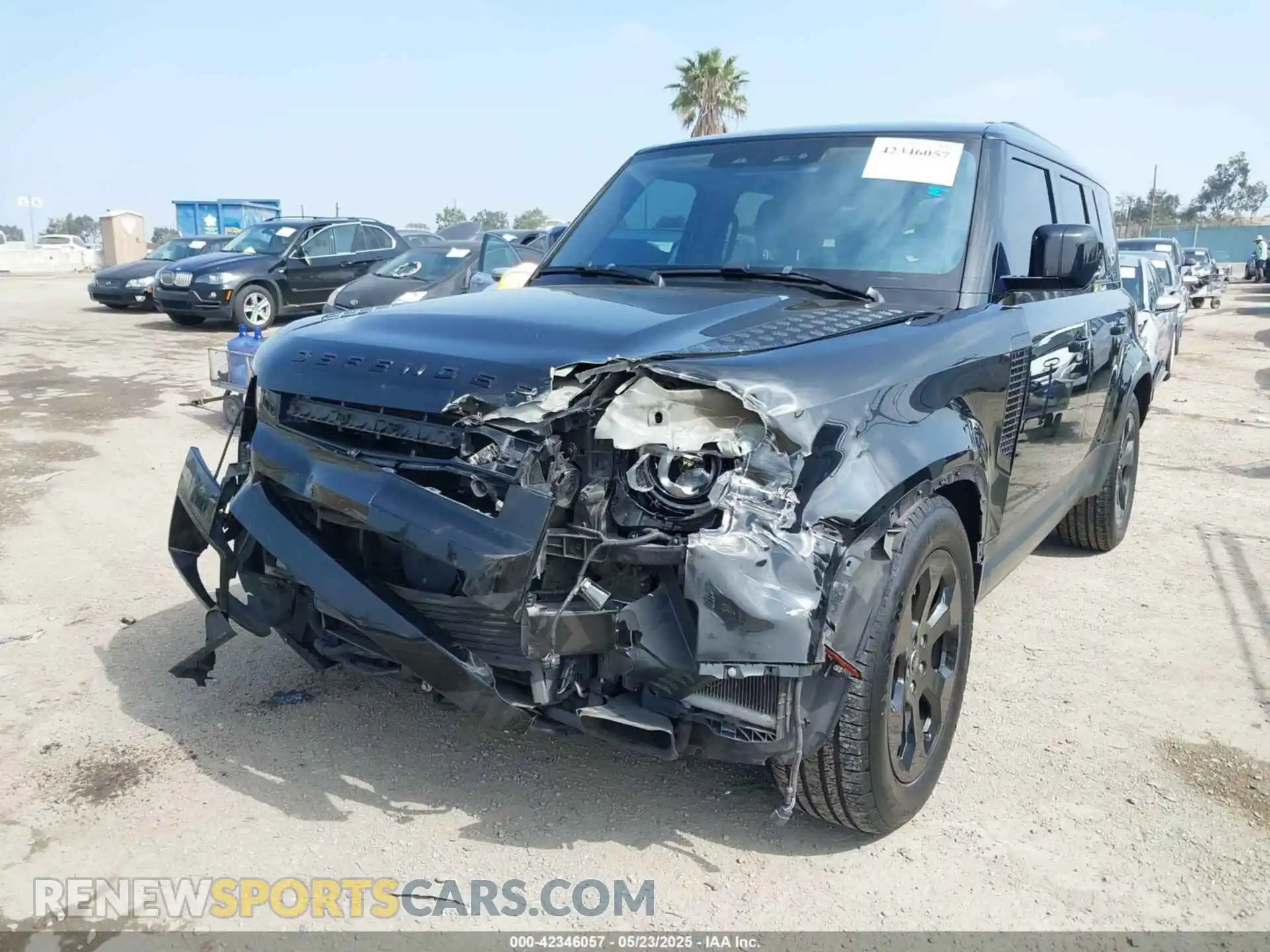 2 Photograph of a damaged car SALEP7EU7L2019989 LAND ROVER DEFENDER 2020