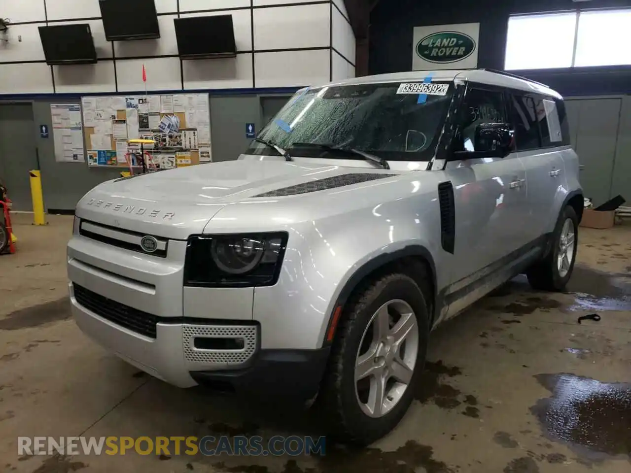 2 Photograph of a damaged car SALEPEEU0L2007560 LAND ROVER DEFENDER 2020