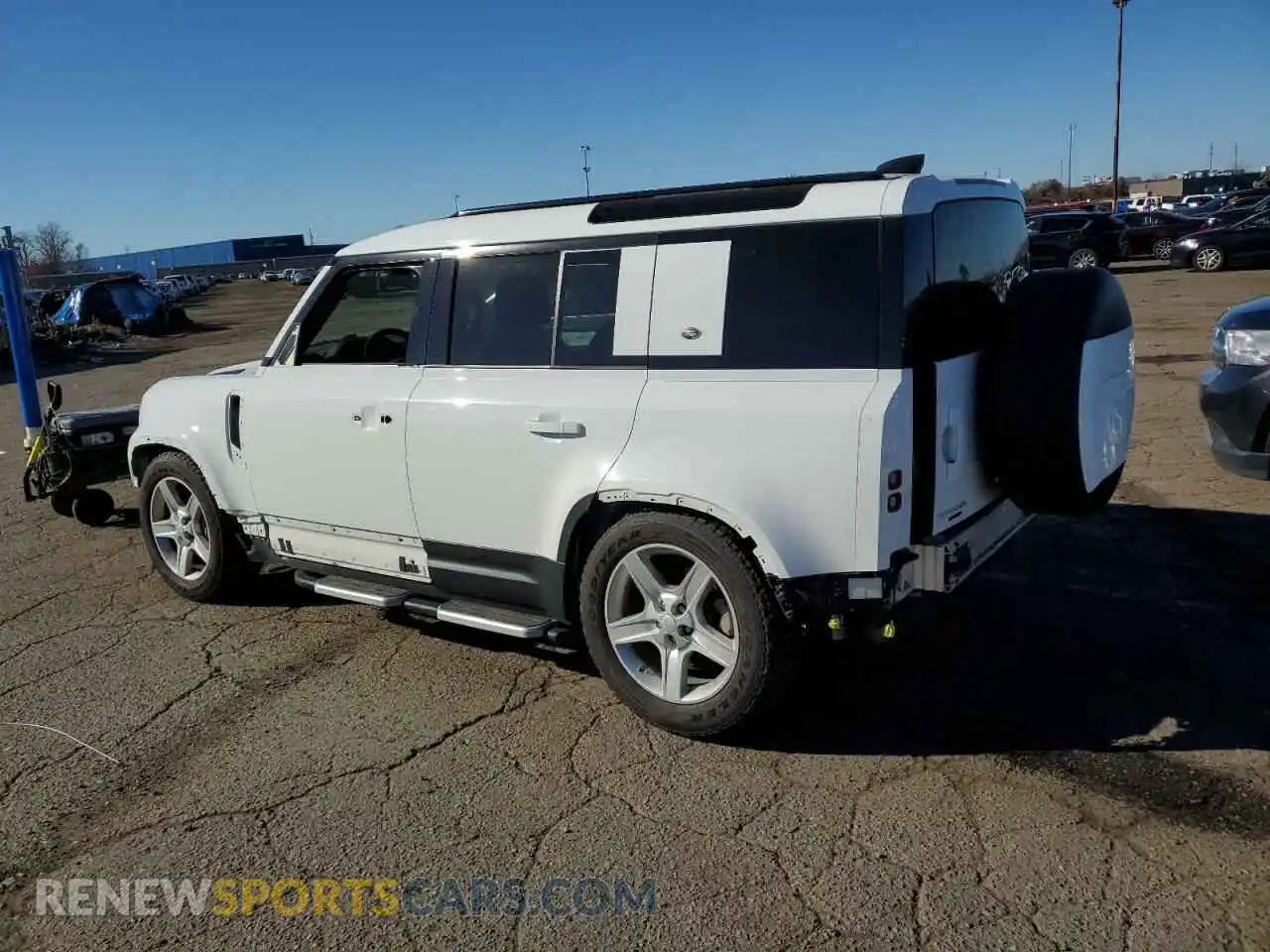 2 Photograph of a damaged car SALEPEEU1L2017840 LAND ROVER DEFENDER 2020