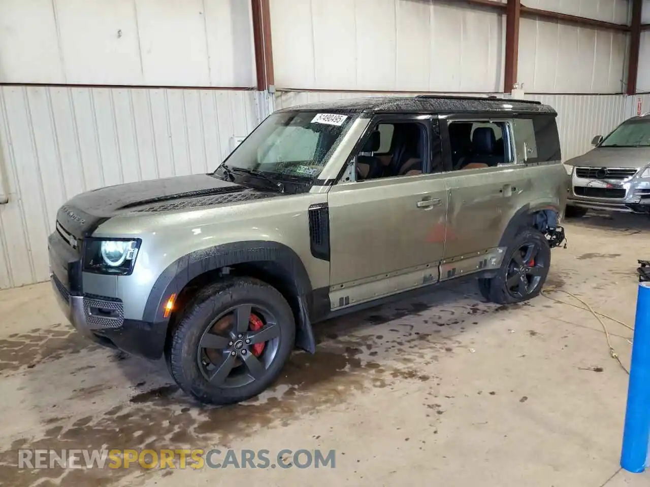 1 Photograph of a damaged car SALEX7EU4L2022865 LAND ROVER DEFENDER 2020
