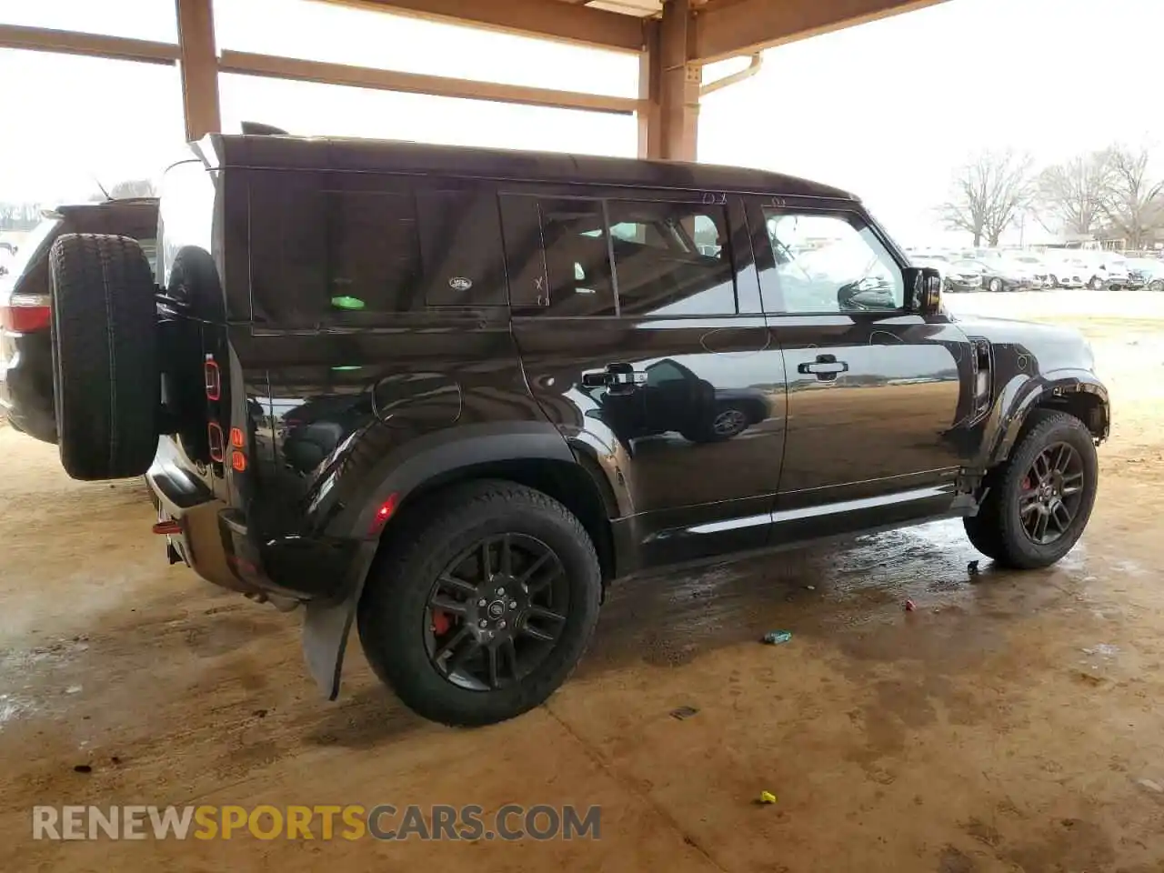 3 Photograph of a damaged car SALEX7EU7L2025405 LAND ROVER DEFENDER 2020
