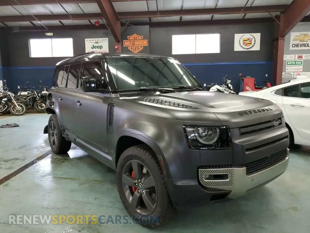 1 Photograph of a damaged car SALEXEEU2L2023453 LAND ROVER DEFENDER 2020
