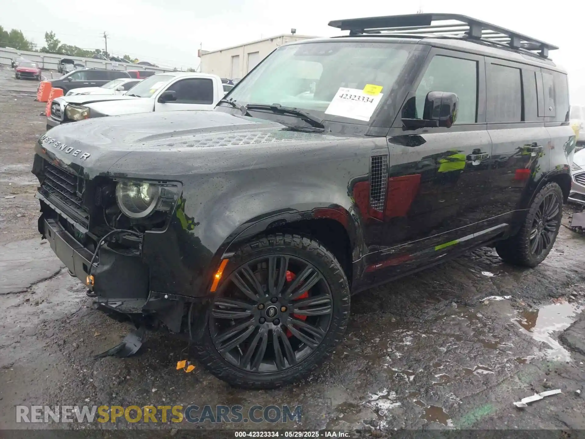 2 Photograph of a damaged car SALEXEEU9L2030559 LAND ROVER DEFENDER 2020