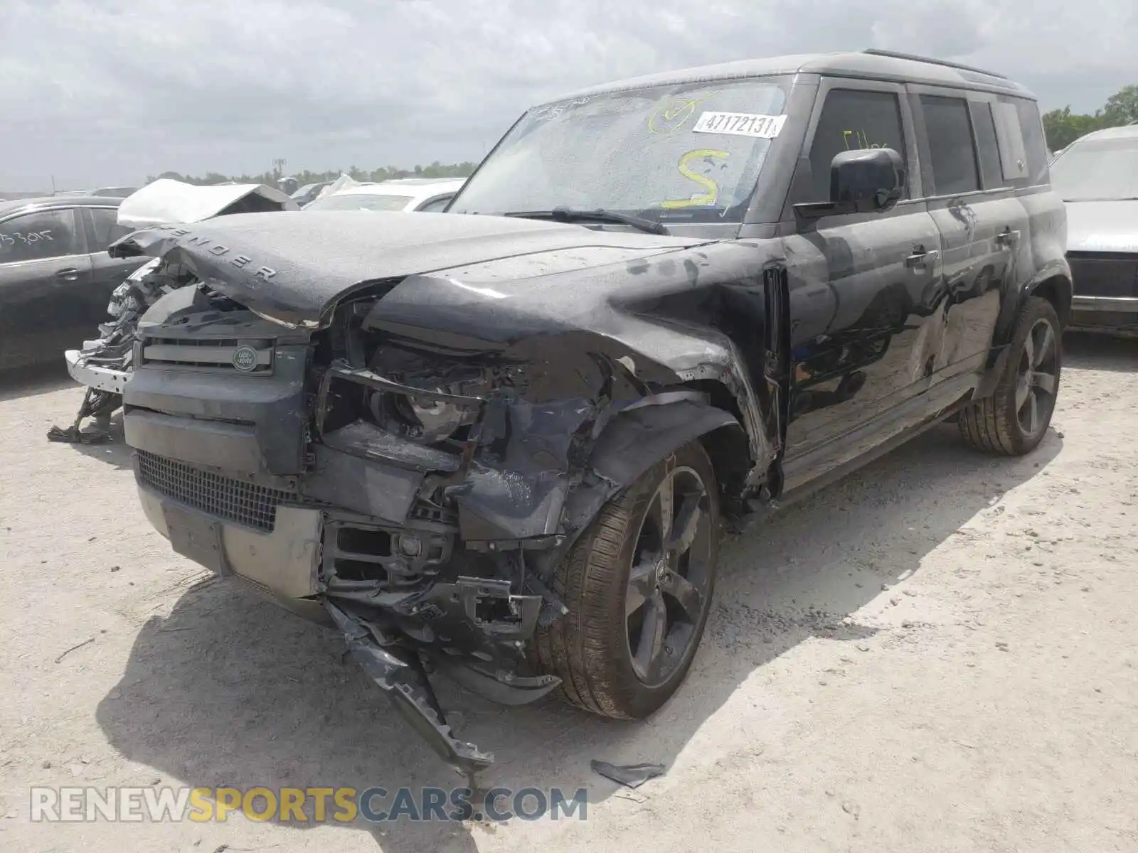 2 Photograph of a damaged car SALE27RUXM2040488 LAND ROVER DEFENDER 2021