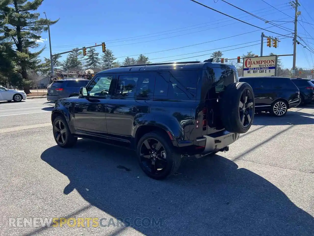 3 Photograph of a damaged car SALE2ERU6M2041349 LAND ROVER DEFENDER 2021