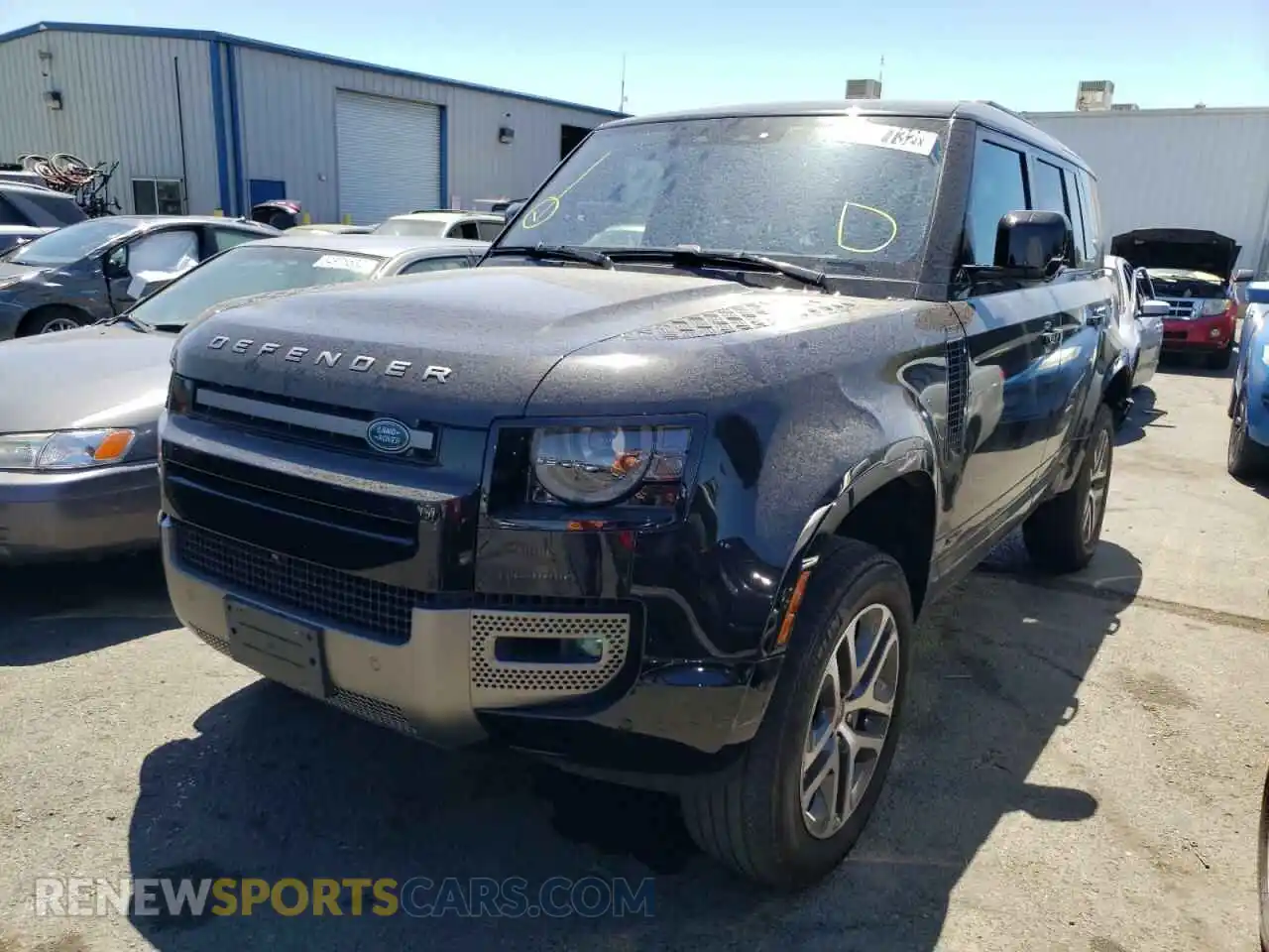 2 Photograph of a damaged car SALE3ERU5M2042361 LAND ROVER DEFENDER 2021