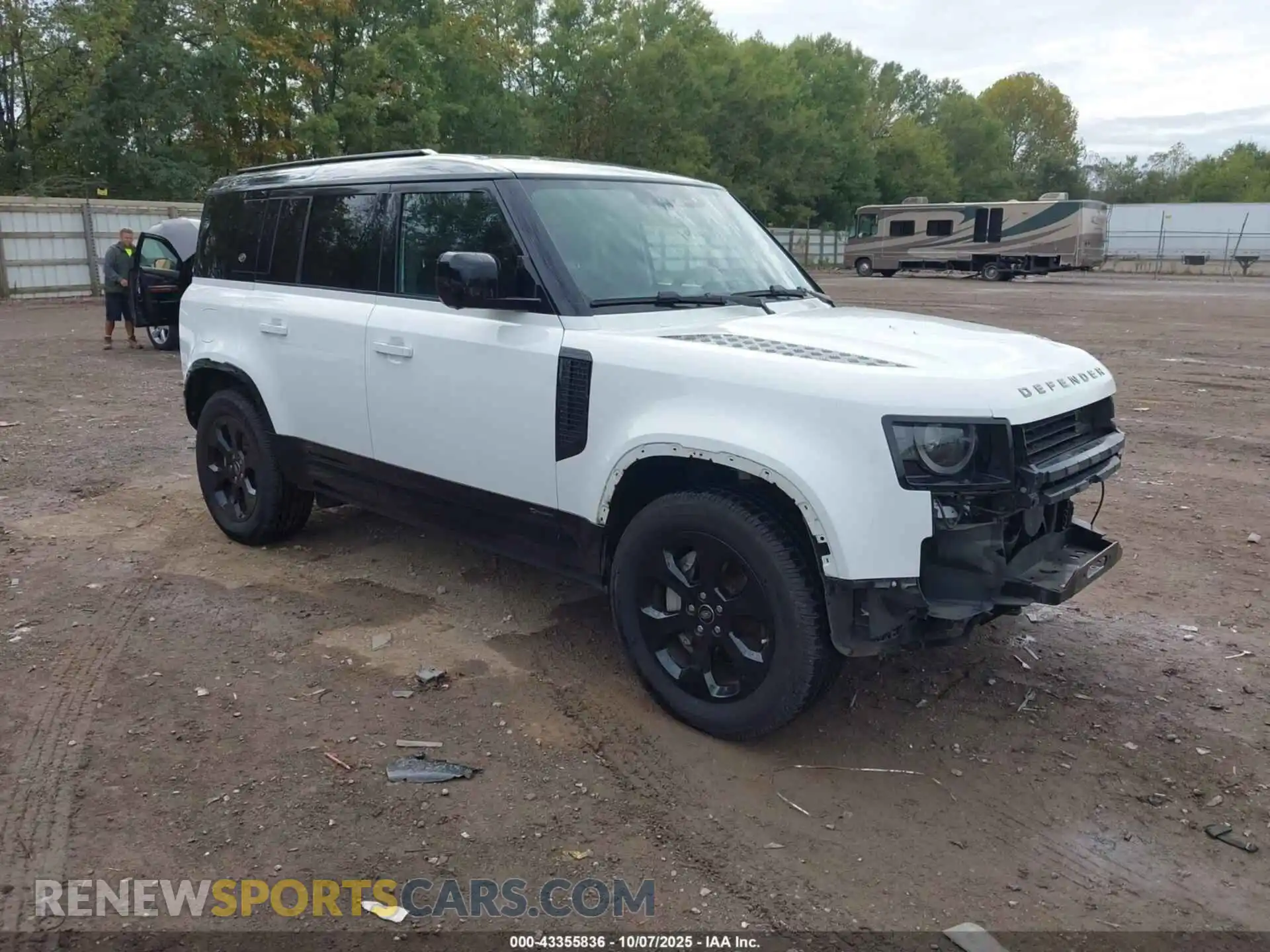 1 Photograph of a damaged car SALE3ERU6M2036276 LAND ROVER DEFENDER 2021