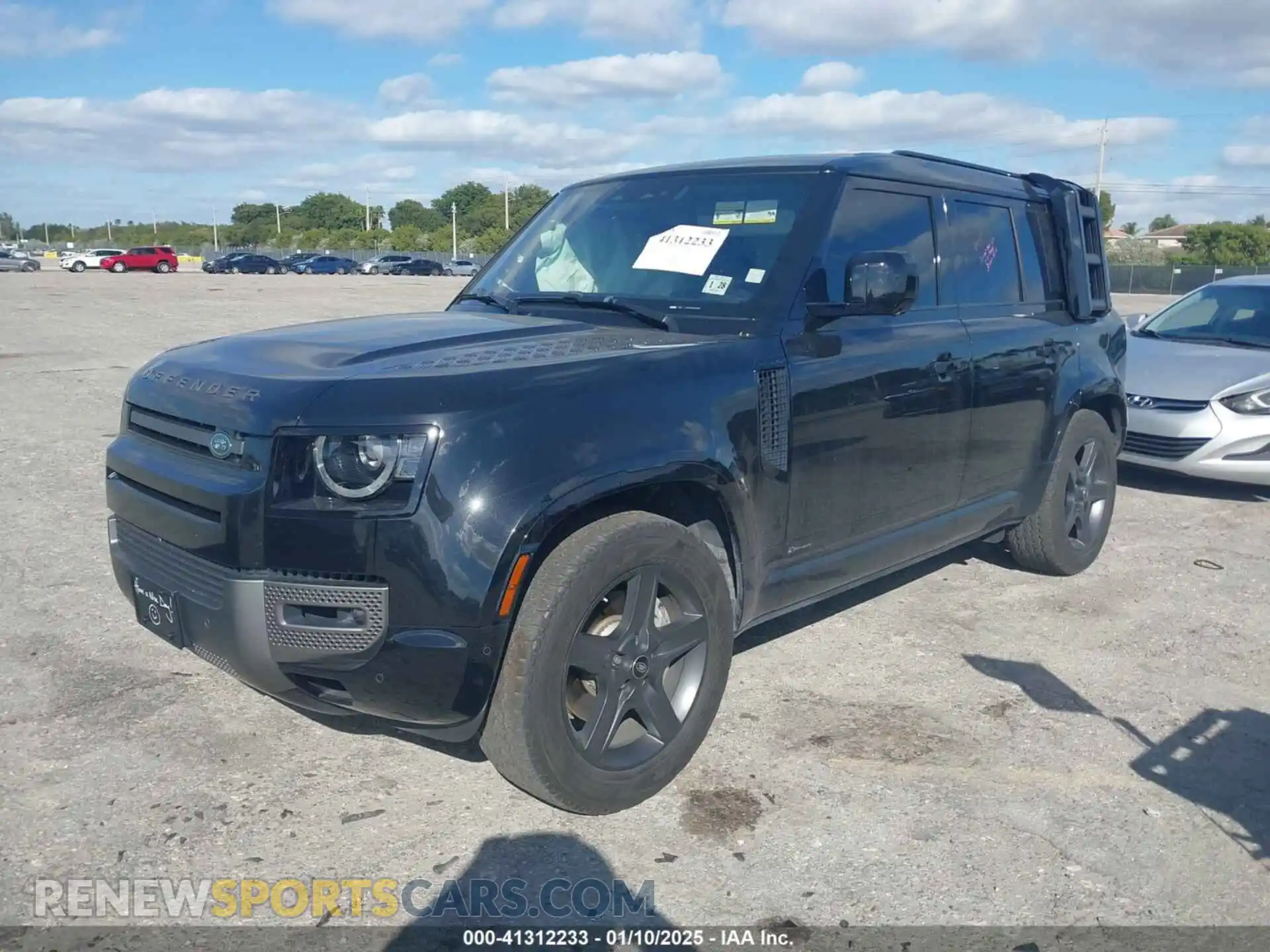 2 fotografías del automóvil dañado SALE3ERUXM2035857 LAND ROVER DEFENDER 2021