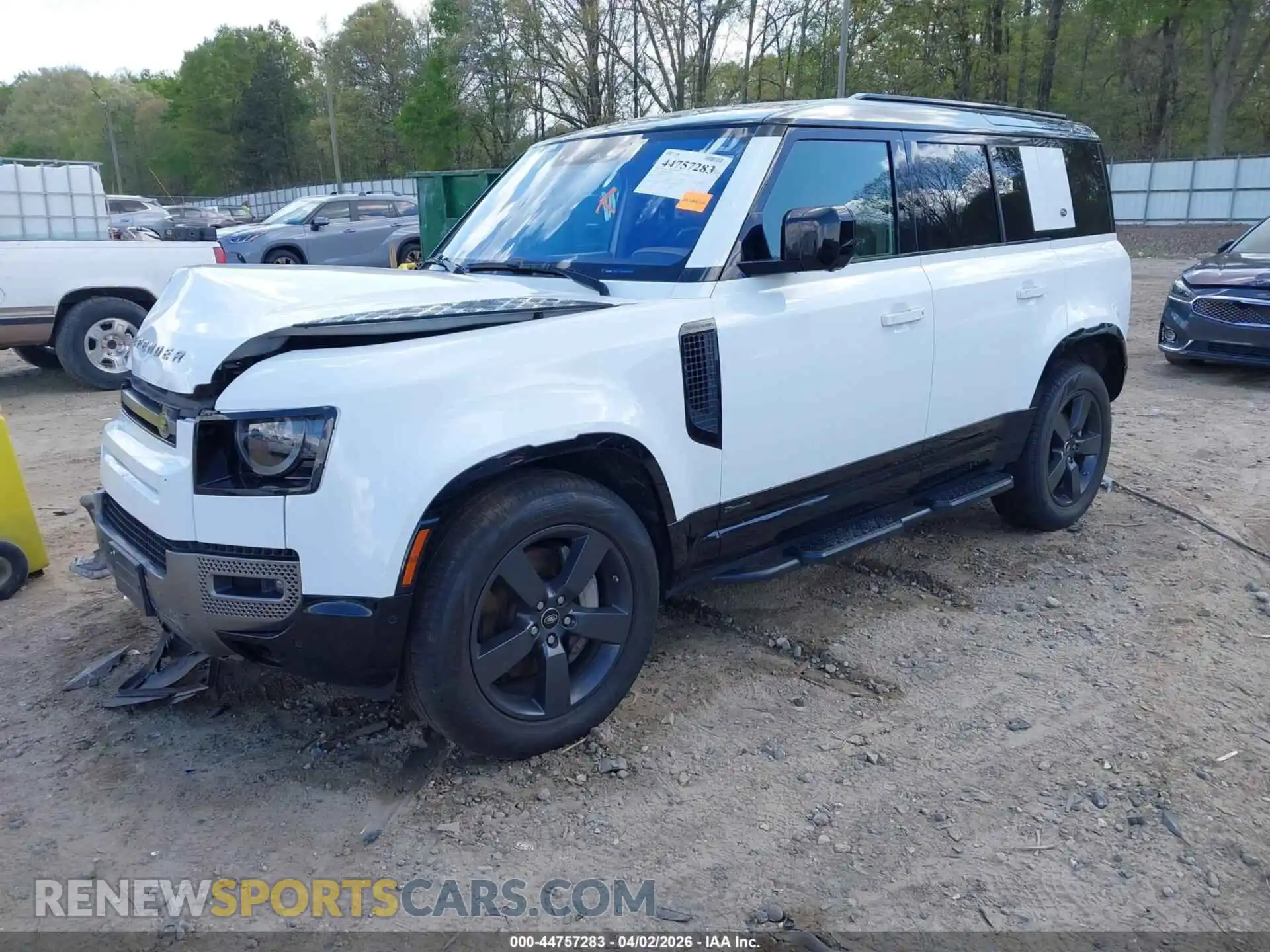 2 Photograph of a damaged car SALE3ERUXM2037981 LAND ROVER DEFENDER 2021