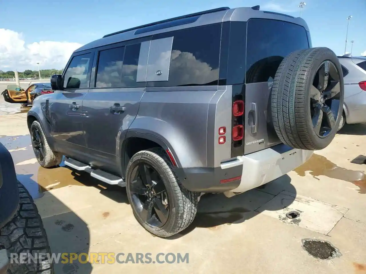 2 Photograph of a damaged car SALEP7RU0M2049735 LAND ROVER DEFENDER 2021