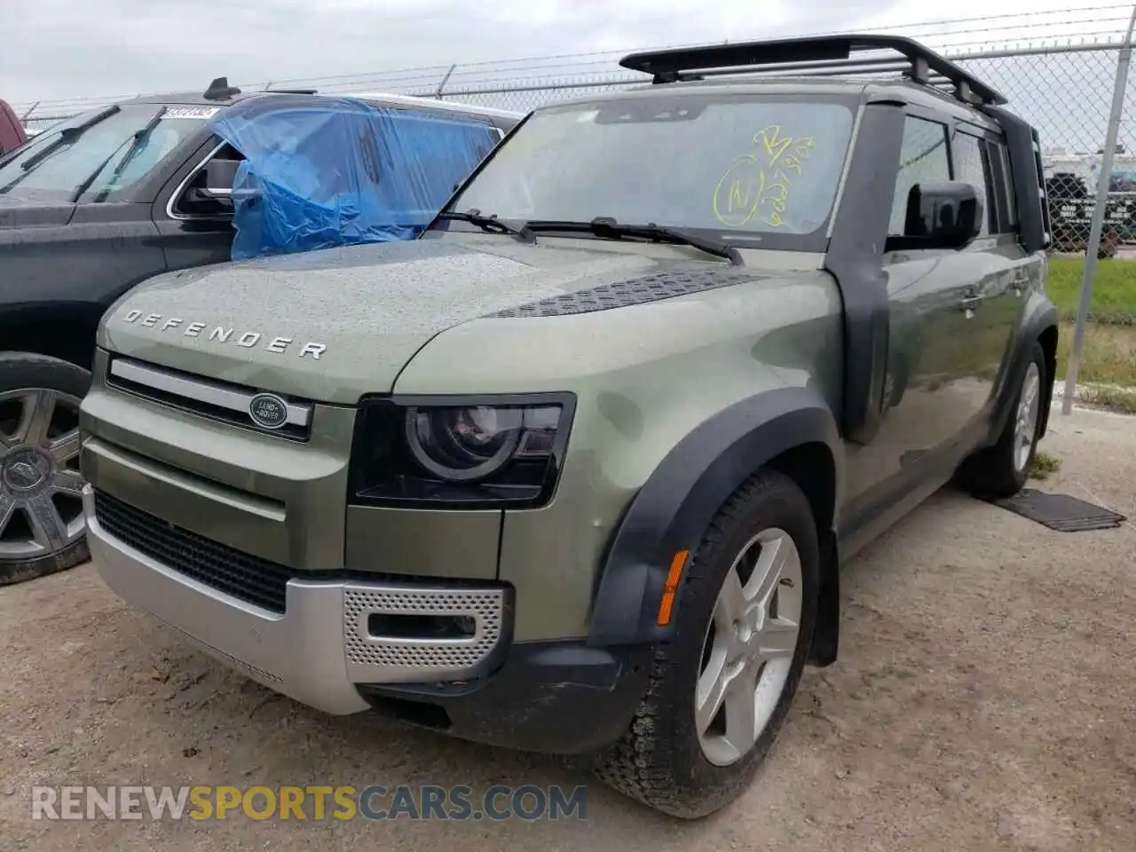 2 fotografías del automóvil dañado SALEP7RU6M2048590 LAND ROVER DEFENDER 2021