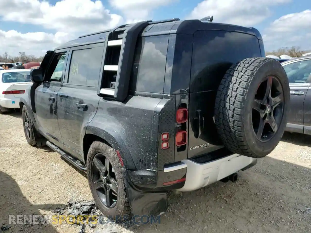 3 Photograph of a damaged car SALEP7RU8M2049773 LAND ROVER DEFENDER 2021