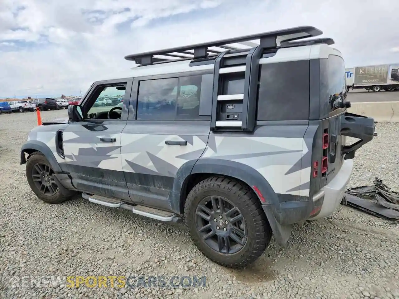 2 fotografías del automóvil dañado SALEPERU2M2059462 LAND ROVER DEFENDER 2021
