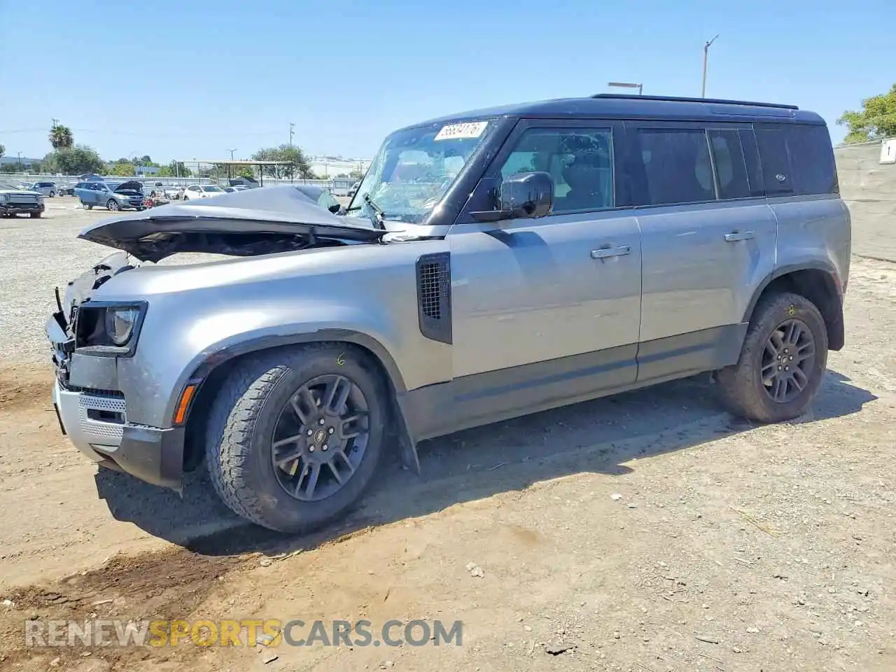 1 Фотография поврежденного автомобиля SALEPERU9M2037443 LAND ROVER DEFENDER 2021