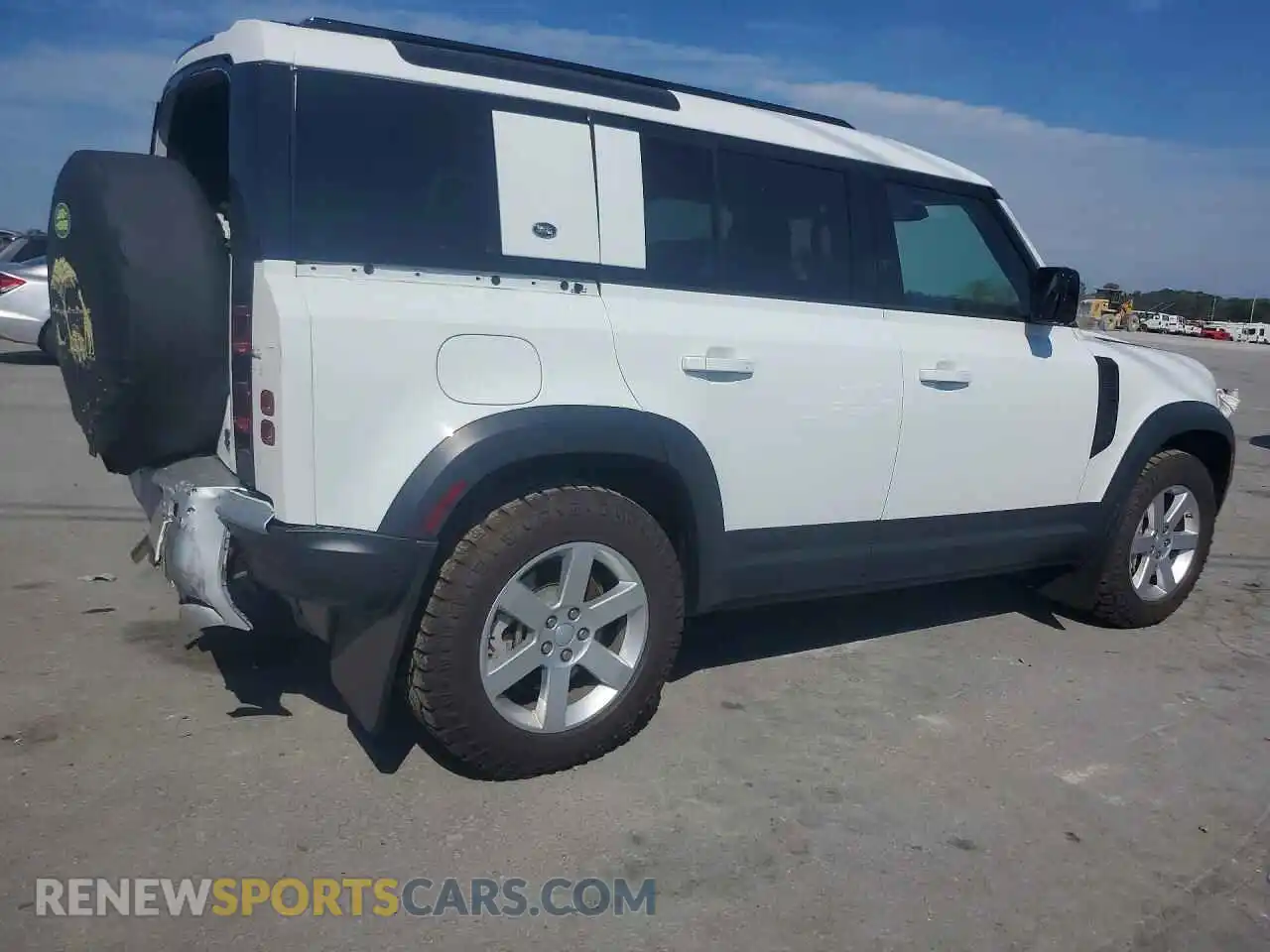 3 fotografías del automóvil dañado SALEPERU9M2042416 LAND ROVER DEFENDER 2021