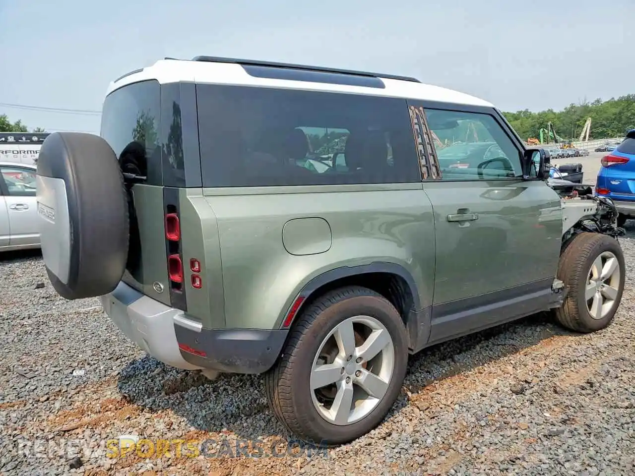 3 Фотография поврежденного автомобиля SALEV6RU5M2051707 LAND ROVER DEFENDER 2021