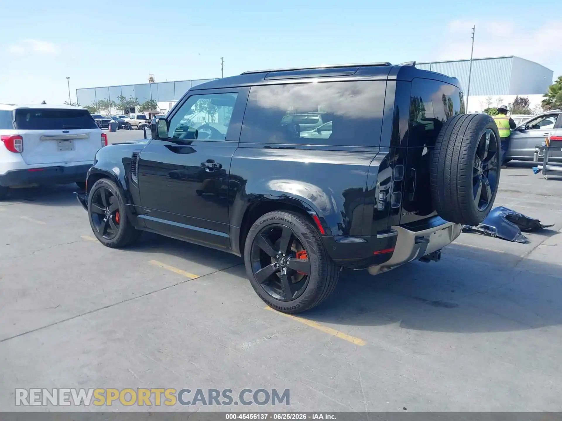 3 Фотография поврежденного автомобиля SALEX6RU8M2052876 LAND ROVER DEFENDER 2021