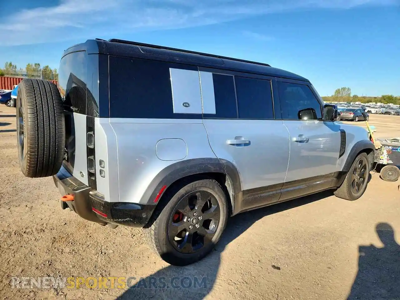 3 fotografías del automóvil dañado SALEX7RU7M2040885 LAND ROVER DEFENDER 2021