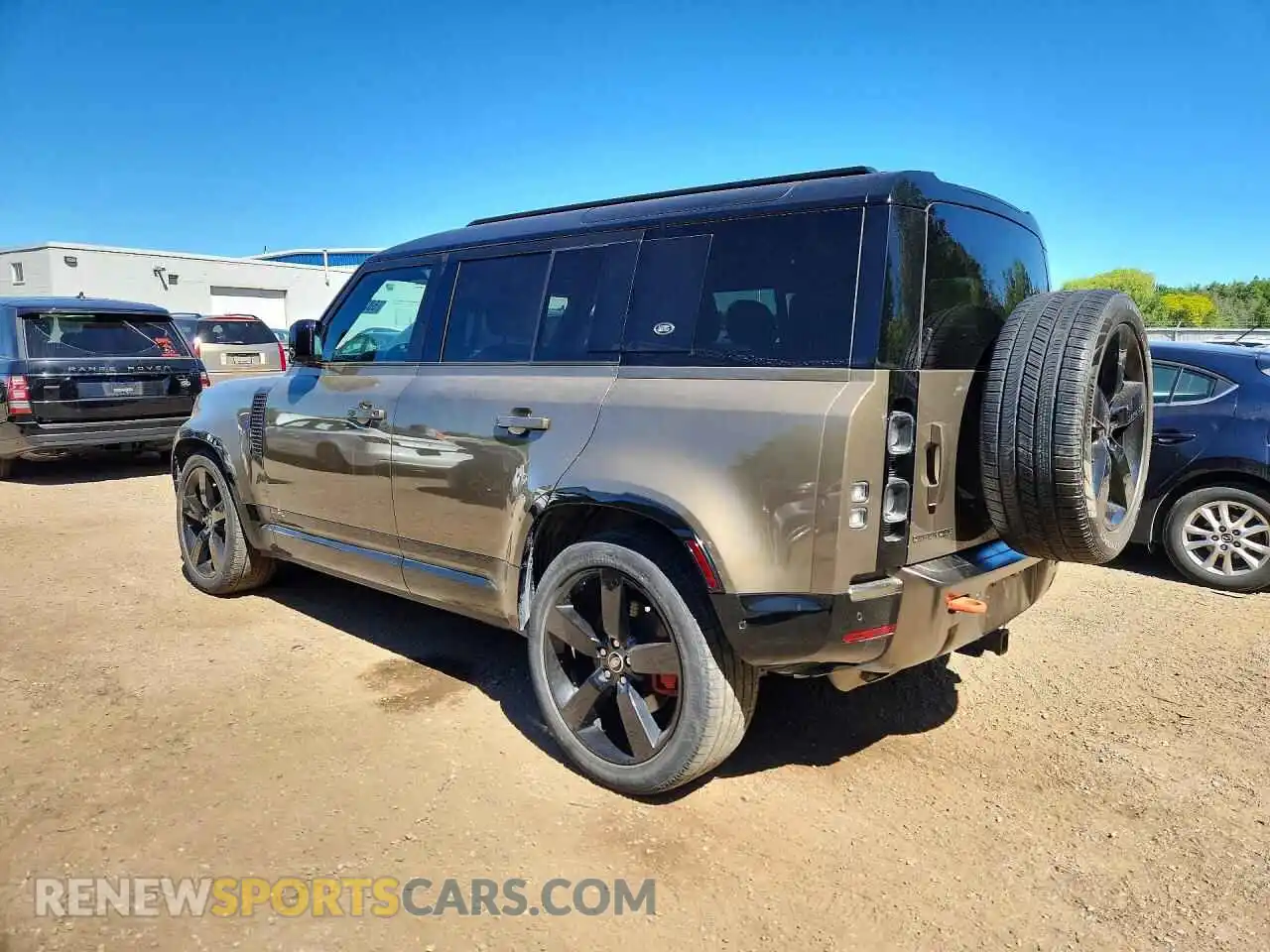 2 Фотография поврежденного автомобиля SALEX7RU7M2054513 LAND ROVER DEFENDER 2021