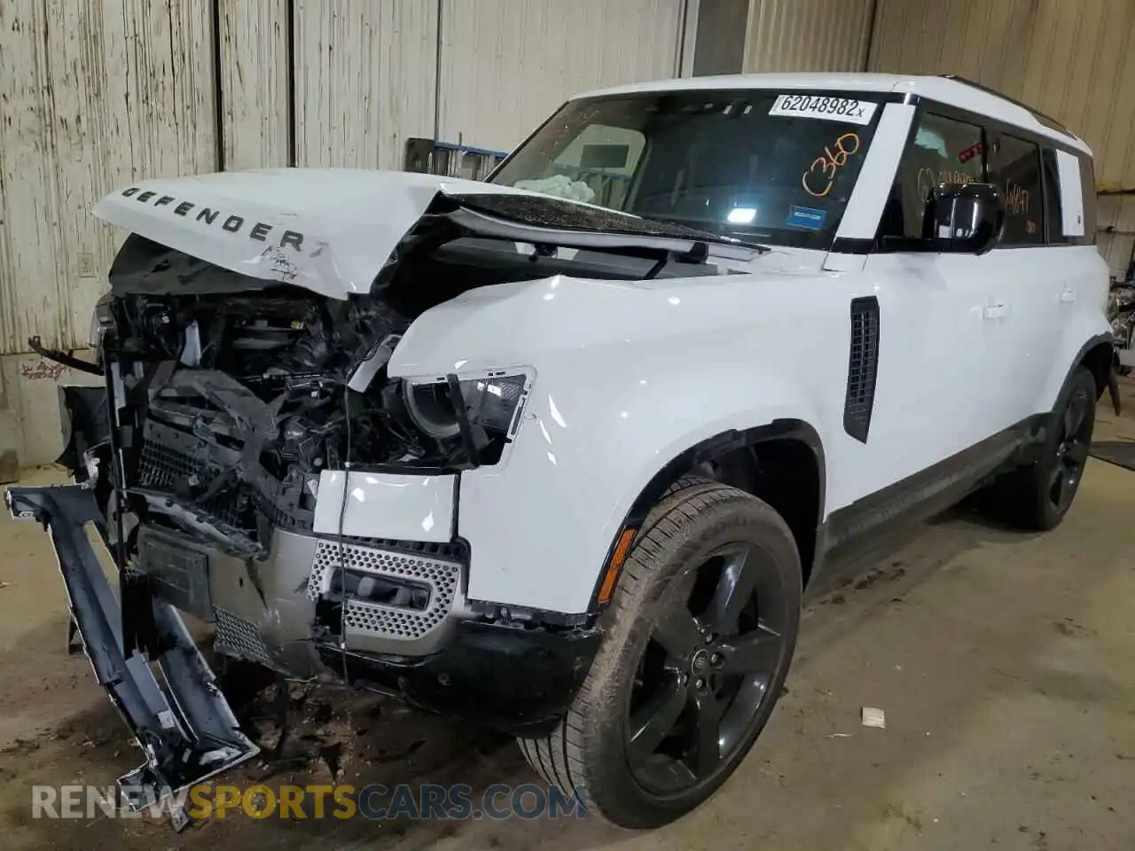 2 Photograph of a damaged car SALE37RUXN2084201 LAND ROVER DEFENDER 2022