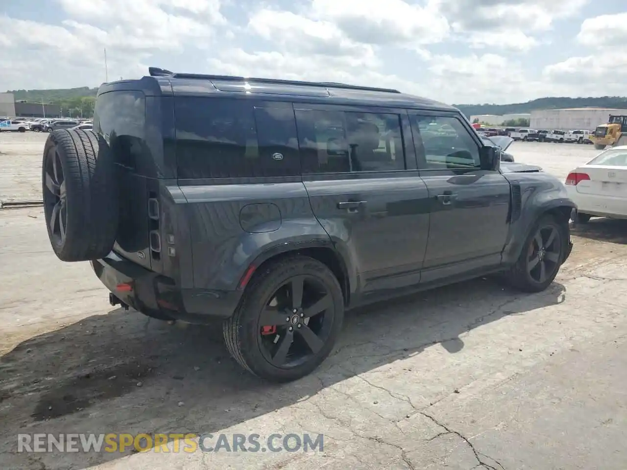 3 fotografías del automóvil dañado SALEXERU6N2068599 LAND ROVER DEFENDER 2022