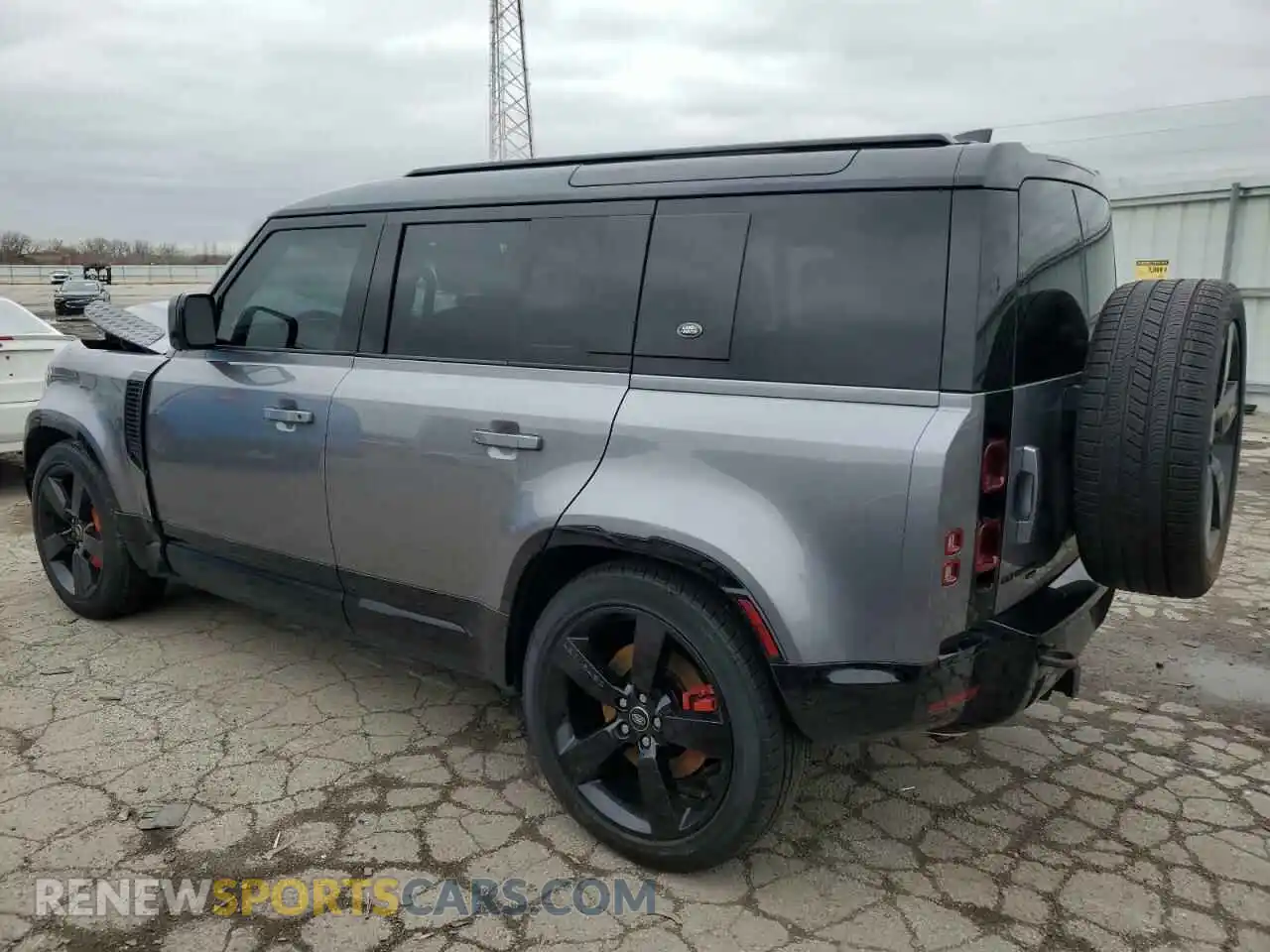 2 fotografías del automóvil dañado SALE2EEU2P2126733 LAND ROVER DEFENDER 2023