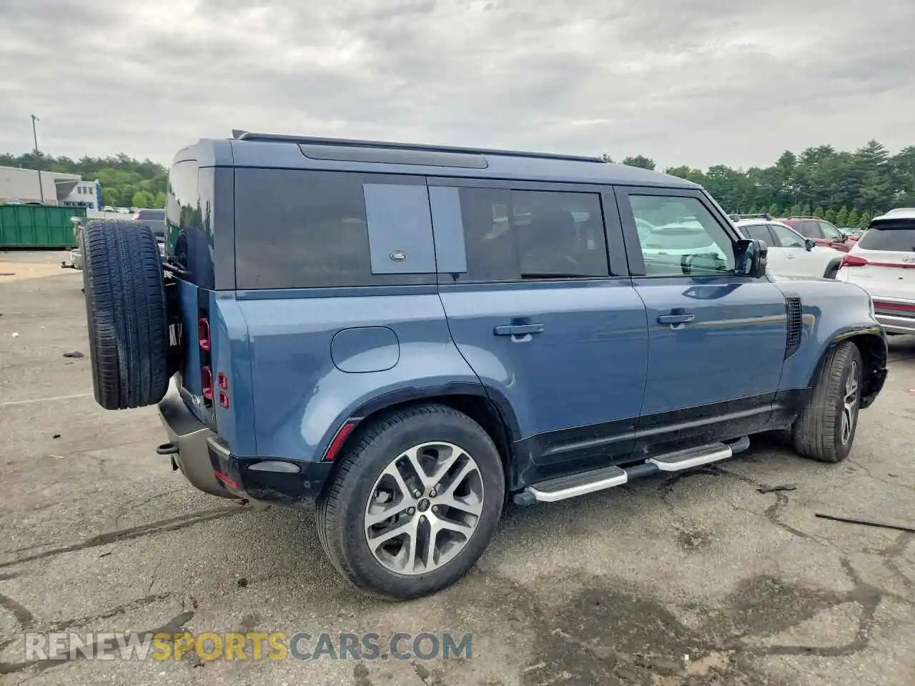 3 Photograph of a damaged car SALE2EEU3P2115675 LAND ROVER DEFENDER 2023