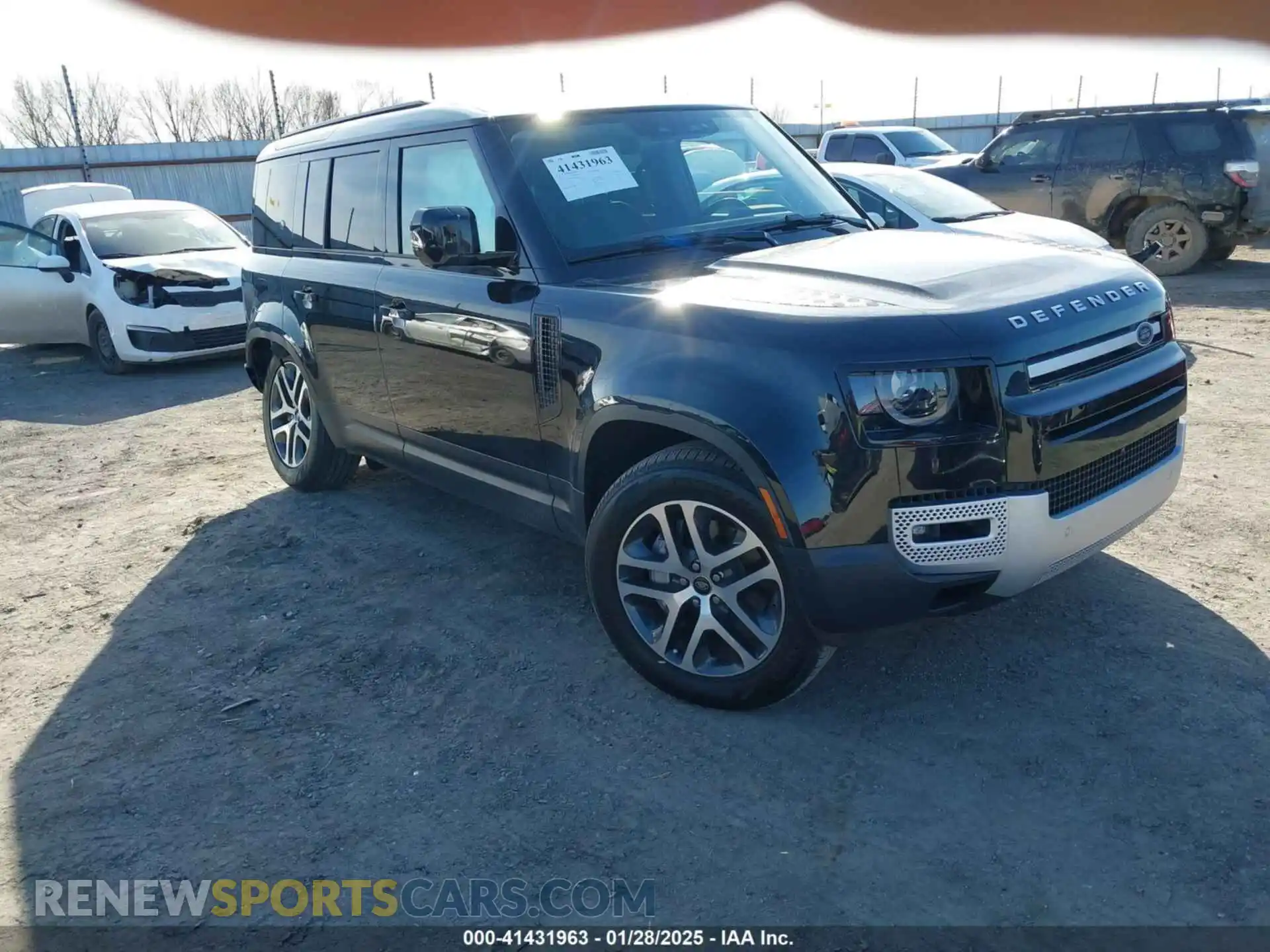 1 Photograph of a damaged car SALEPEEU6P2187343 LAND ROVER DEFENDER 2023
