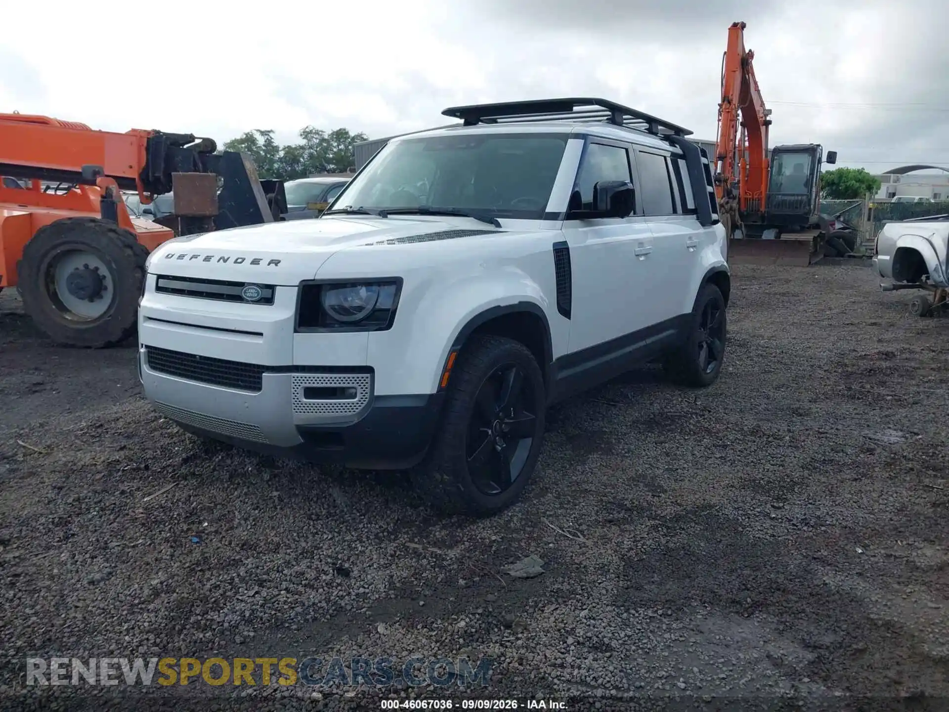 2 Photograph of a damaged car SALEPEEU8P2139049 LAND ROVER DEFENDER 2023