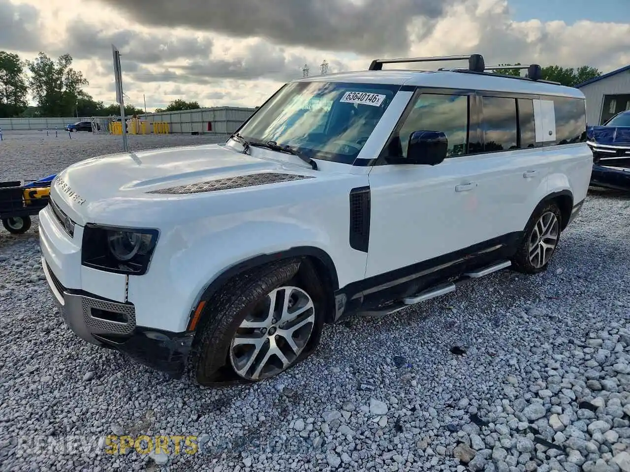 1 Photograph of a damaged car SALEPFEU2P2180167 LAND ROVER DEFENDER 2023