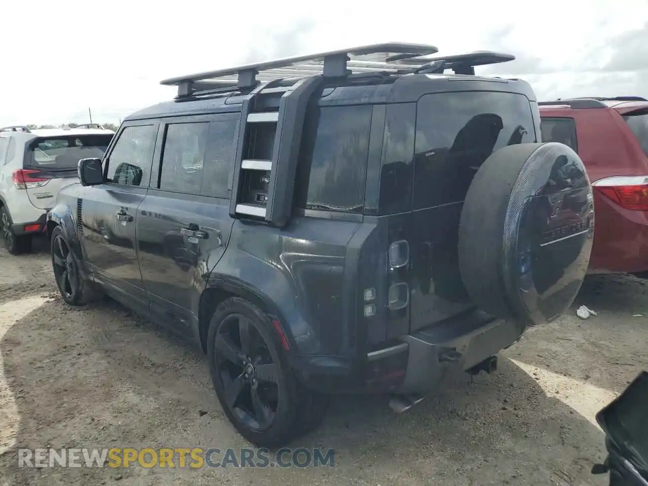 2 Photograph of a damaged car SALEWEEE2P2121741 LAND ROVER DEFENDER 2023