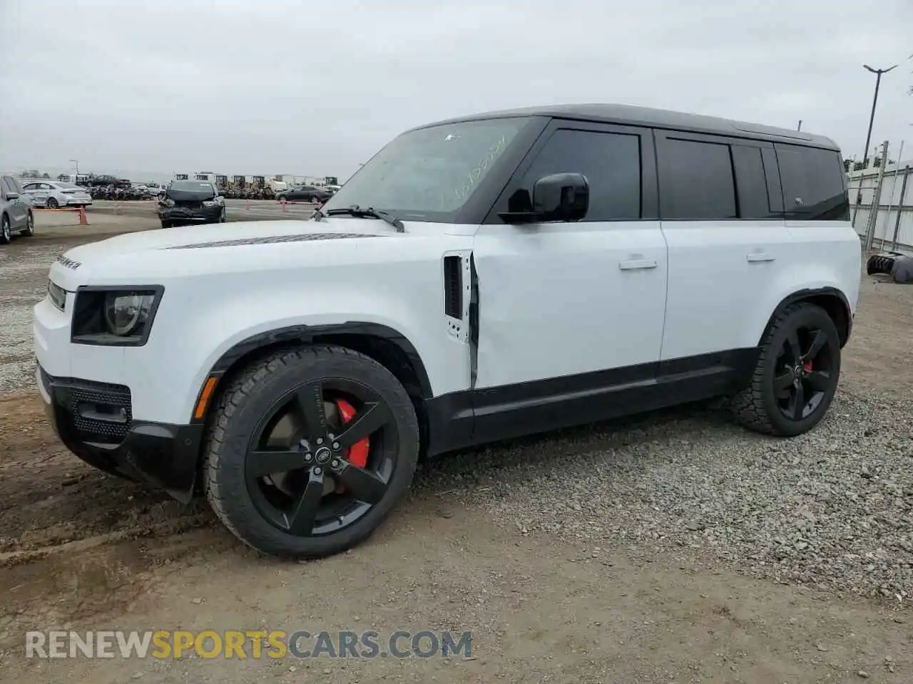 1 Photograph of a damaged car SALEWEEE2P2216381 LAND ROVER DEFENDER 2023