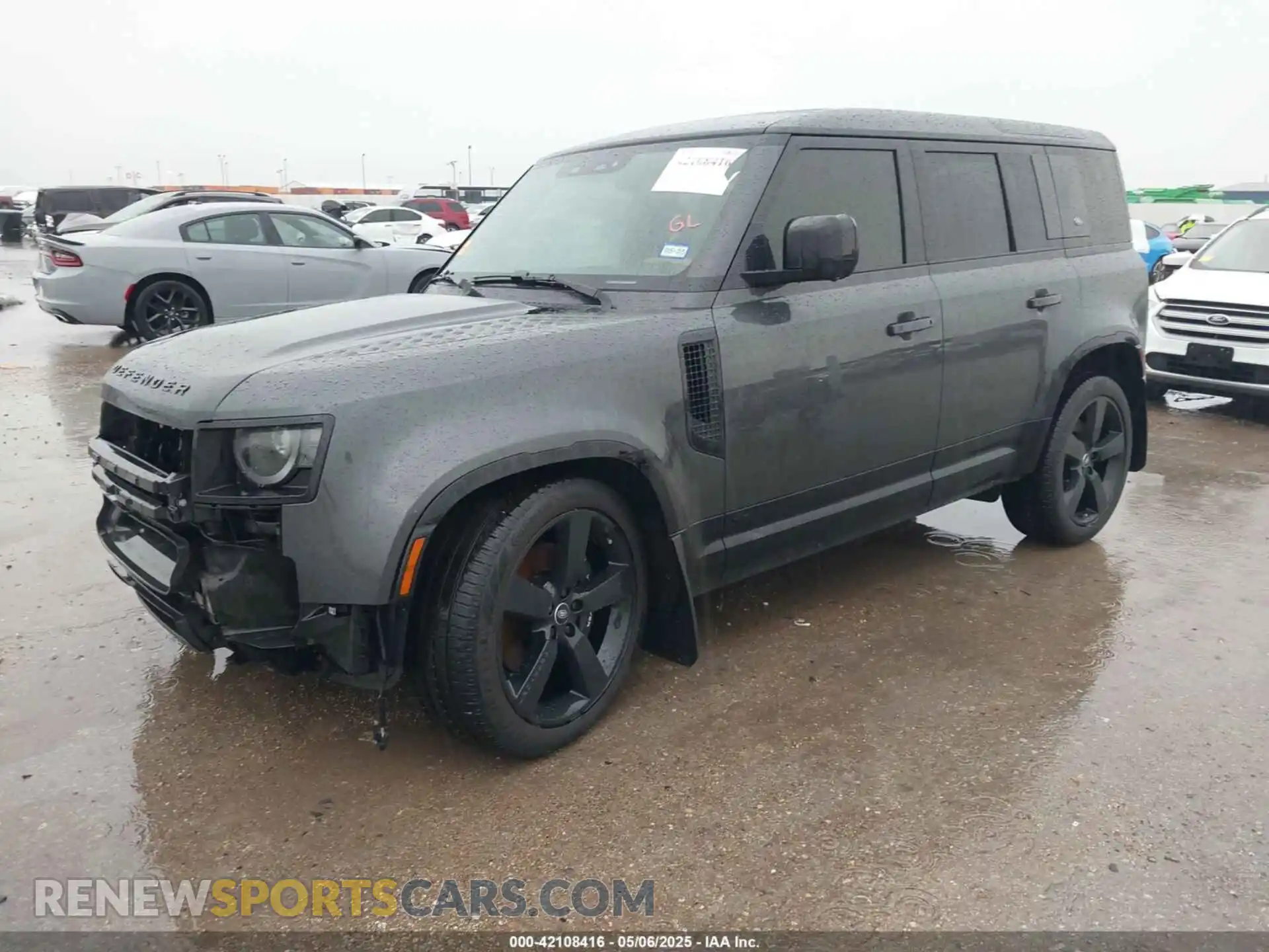 2 Photograph of a damaged car SALEWEEE8P2124272 LAND ROVER DEFENDER 2023