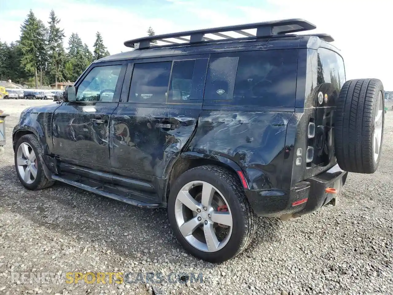 2 fotografías del automóvil dañado SALEX7EU5P2212857 LAND ROVER DEFENDER 2023