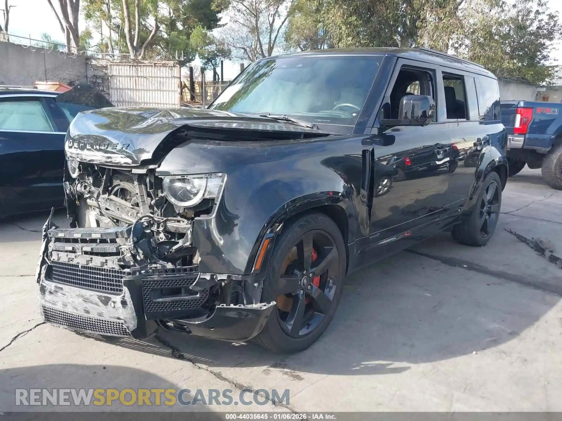 2 Photograph of a damaged car SALEX7EUXP2135841 LAND ROVER DEFENDER 2023