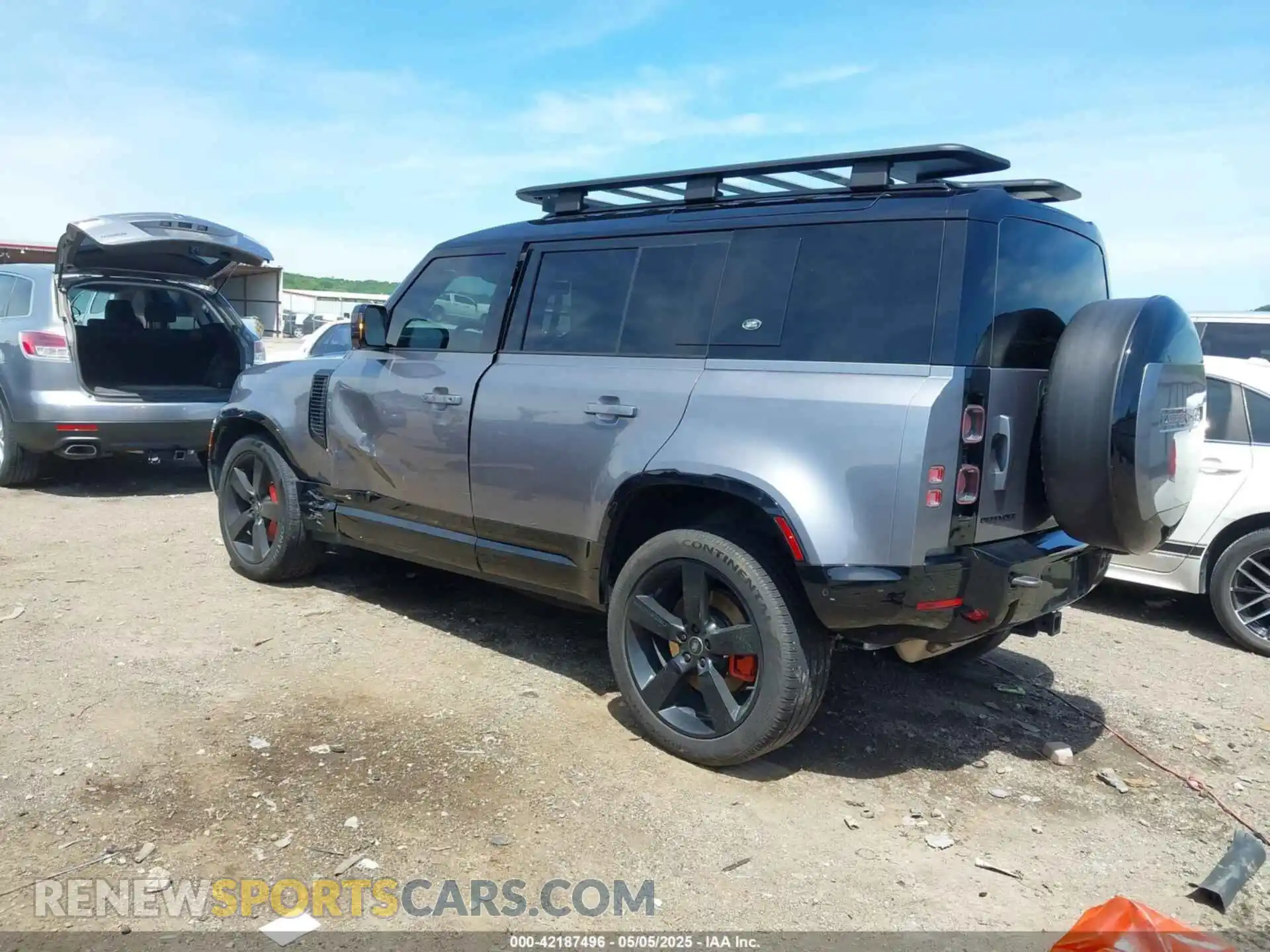 3 Photograph of a damaged car SALEX7EUXP2200655 LAND ROVER DEFENDER 2023