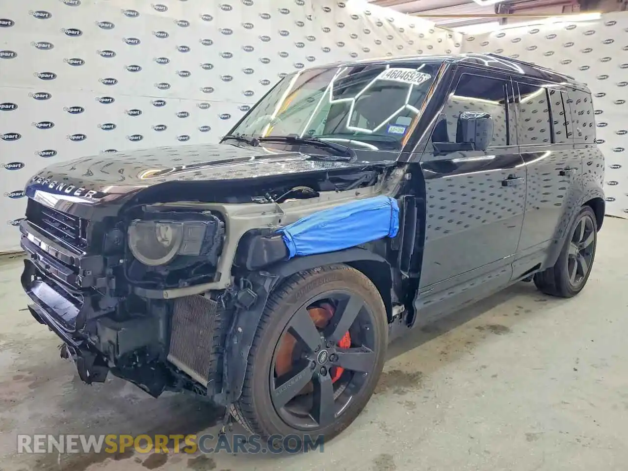 1 Photograph of a damaged car SALEXEEU5P2148064 LAND ROVER DEFENDER 2023