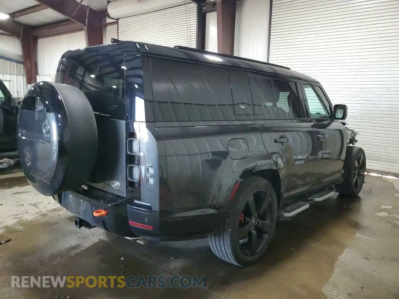3 Photograph of a damaged car SALEXFEU0P2207382 LAND ROVER DEFENDER 2023