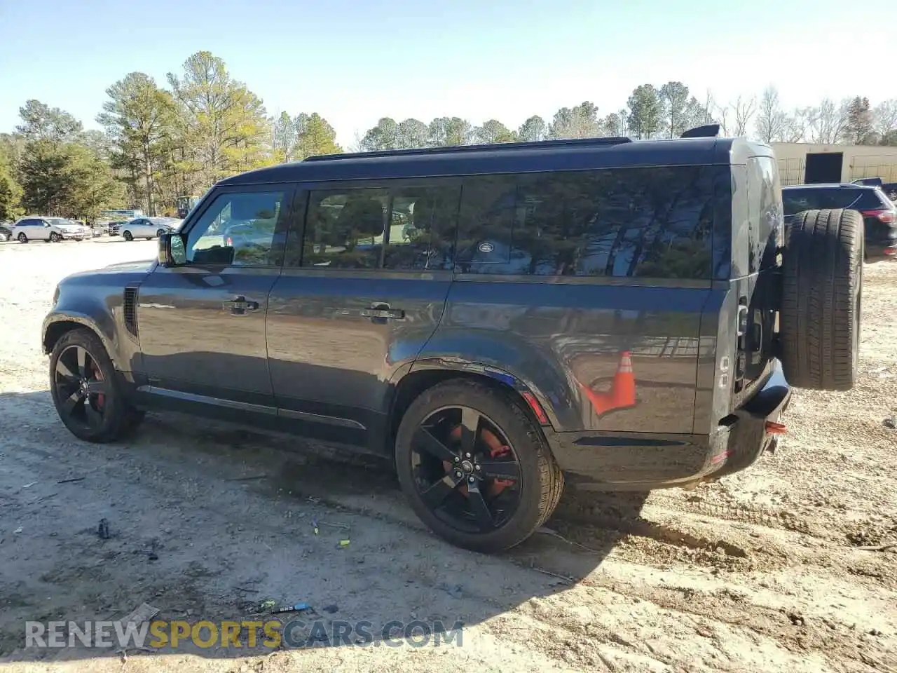 2 Фотография поврежденного автомобиля SALEXFEU5P2235579 LAND ROVER DEFENDER 2023
