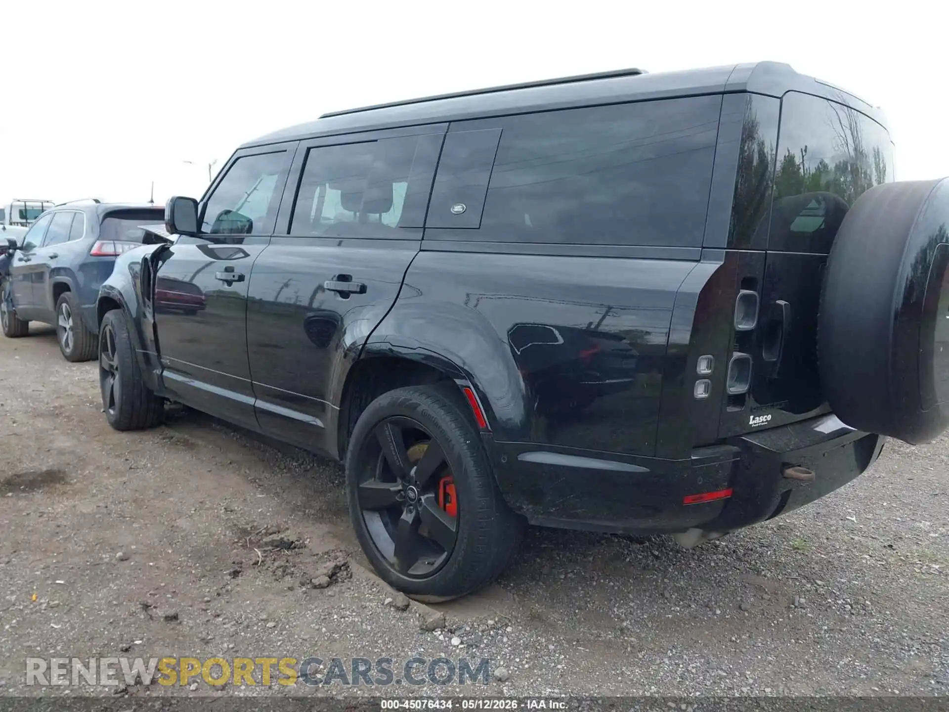 3 Photograph of a damaged car SALEXFEU6P2149794 LAND ROVER DEFENDER 2023