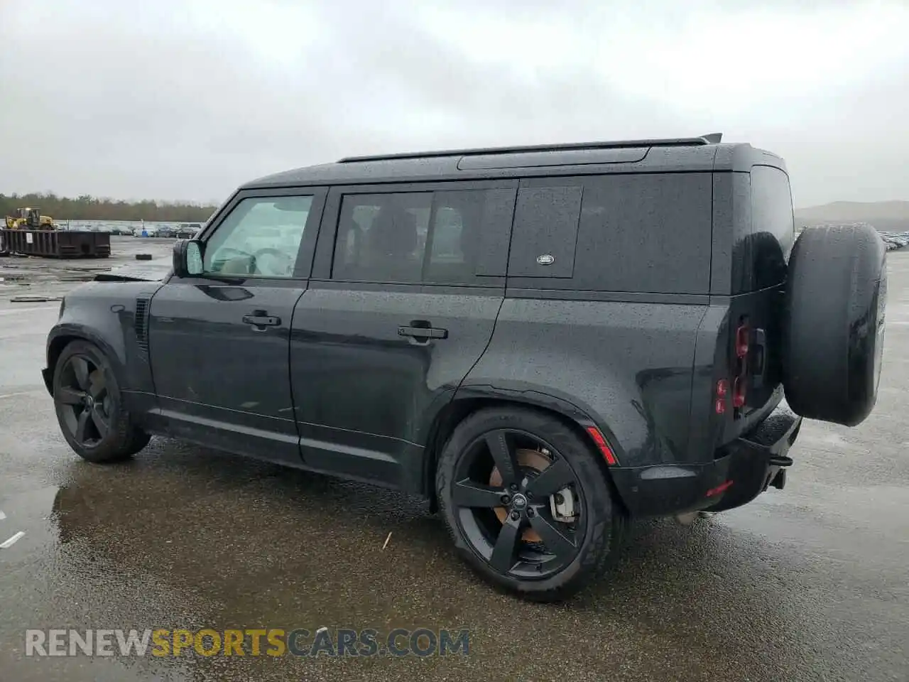 2 Photograph of a damaged car SALE2EEU4R2252448 LAND ROVER DEFENDER 2024