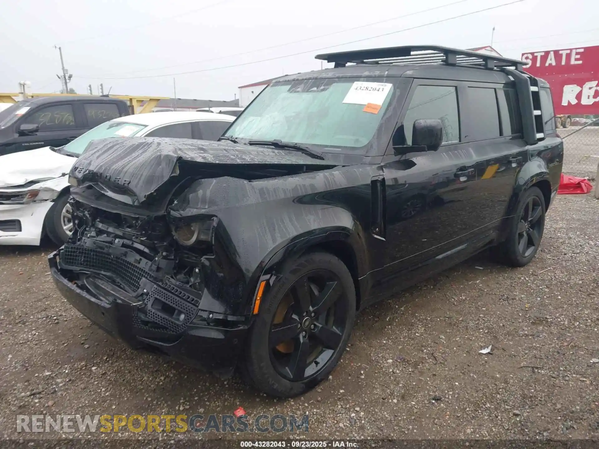 2 Photograph of a damaged car SALE2FEU3R2314086 LAND ROVER DEFENDER 2024