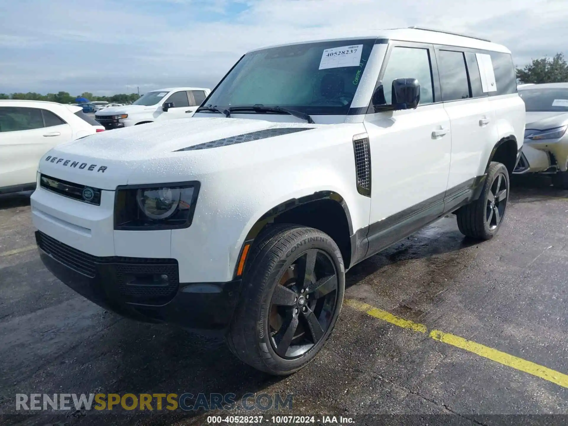 2 Photograph of a damaged car SALE2FEU6R2253672 LAND ROVER DEFENDER 2024