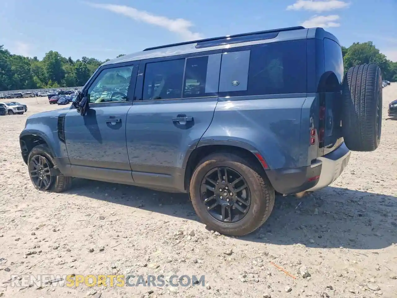 2 Фотография поврежденного автомобиля SALEJ7EX8R2260061 LAND ROVER DEFENDER 2024