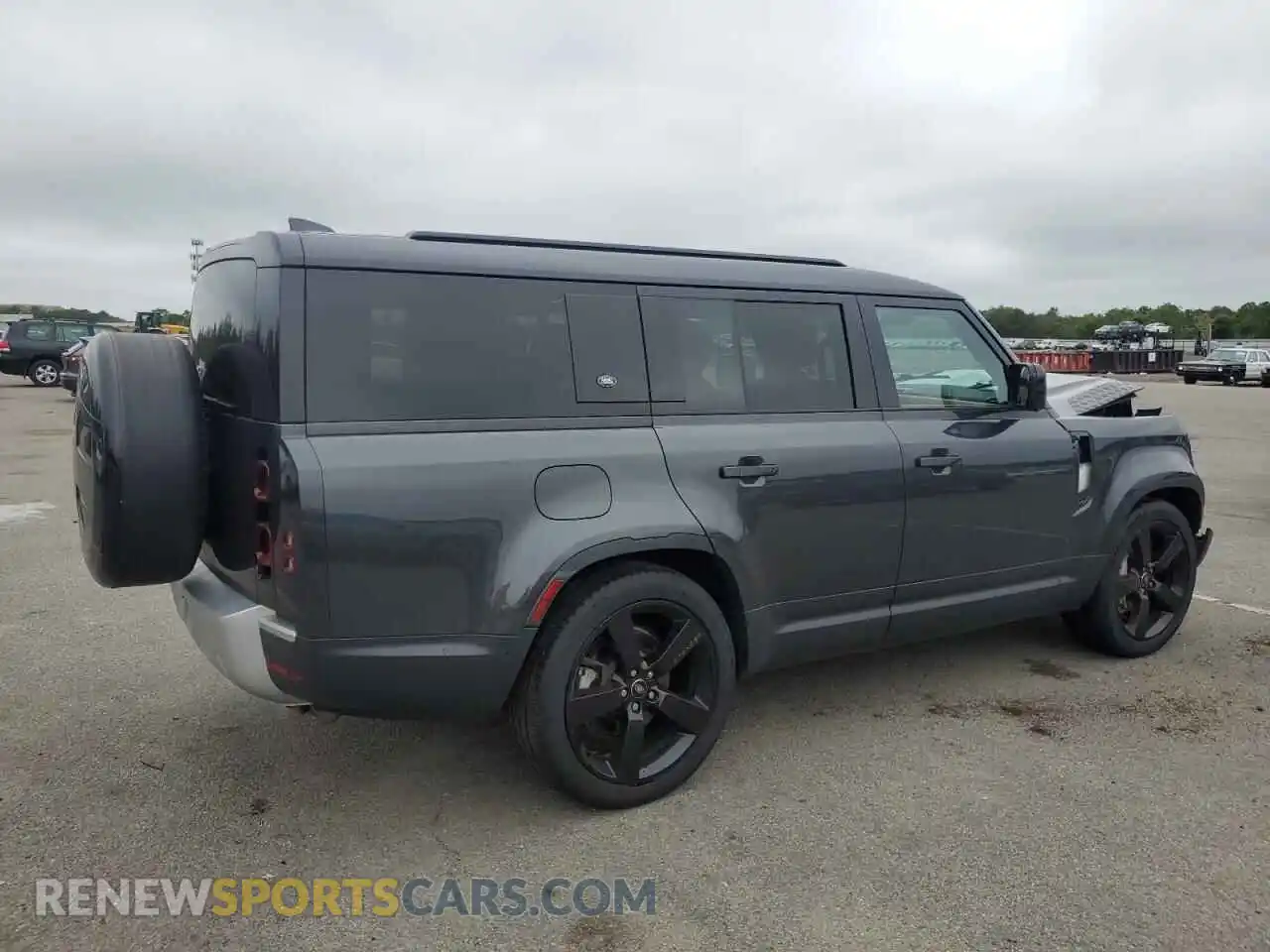 3 Photograph of a damaged car SALEJFFUXR2290466 LAND ROVER DEFENDER 2024