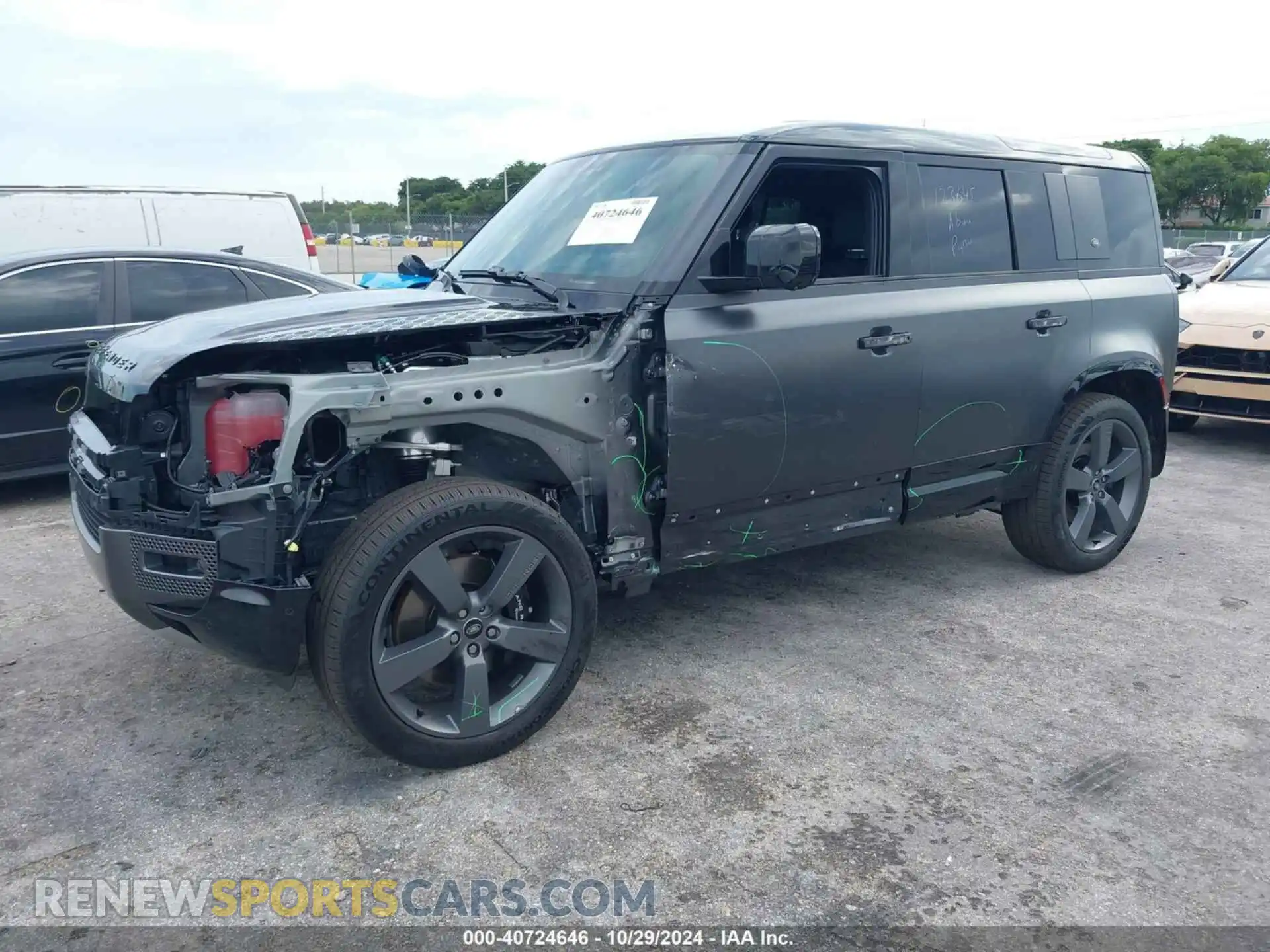 2 Photograph of a damaged car SALEWEEE5R2317188 LAND ROVER DEFENDER 2024