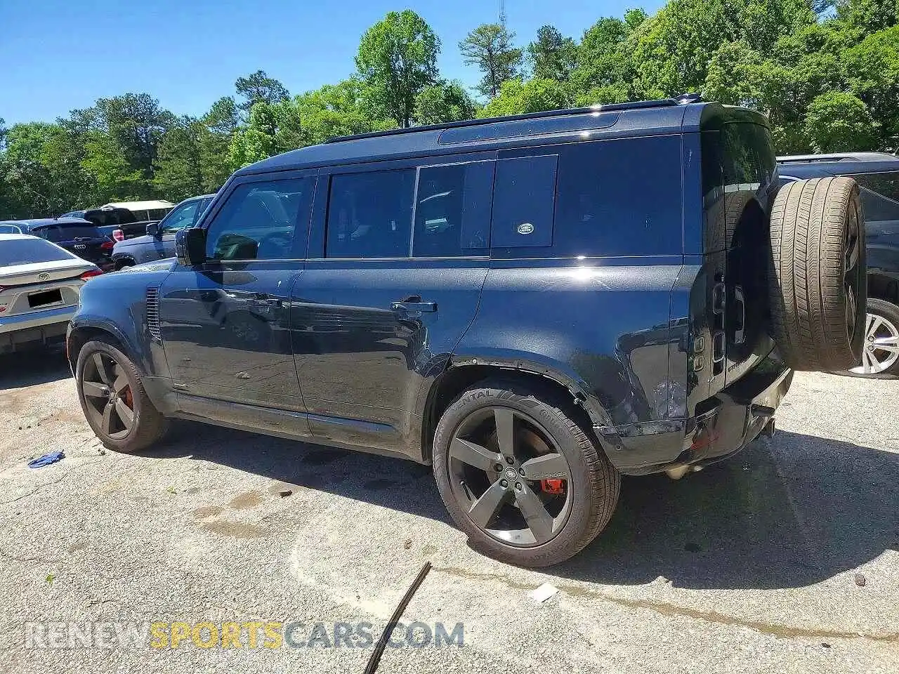 2 Photograph of a damaged car SALEXEEU6R2262867 LAND ROVER DEFENDER 2024